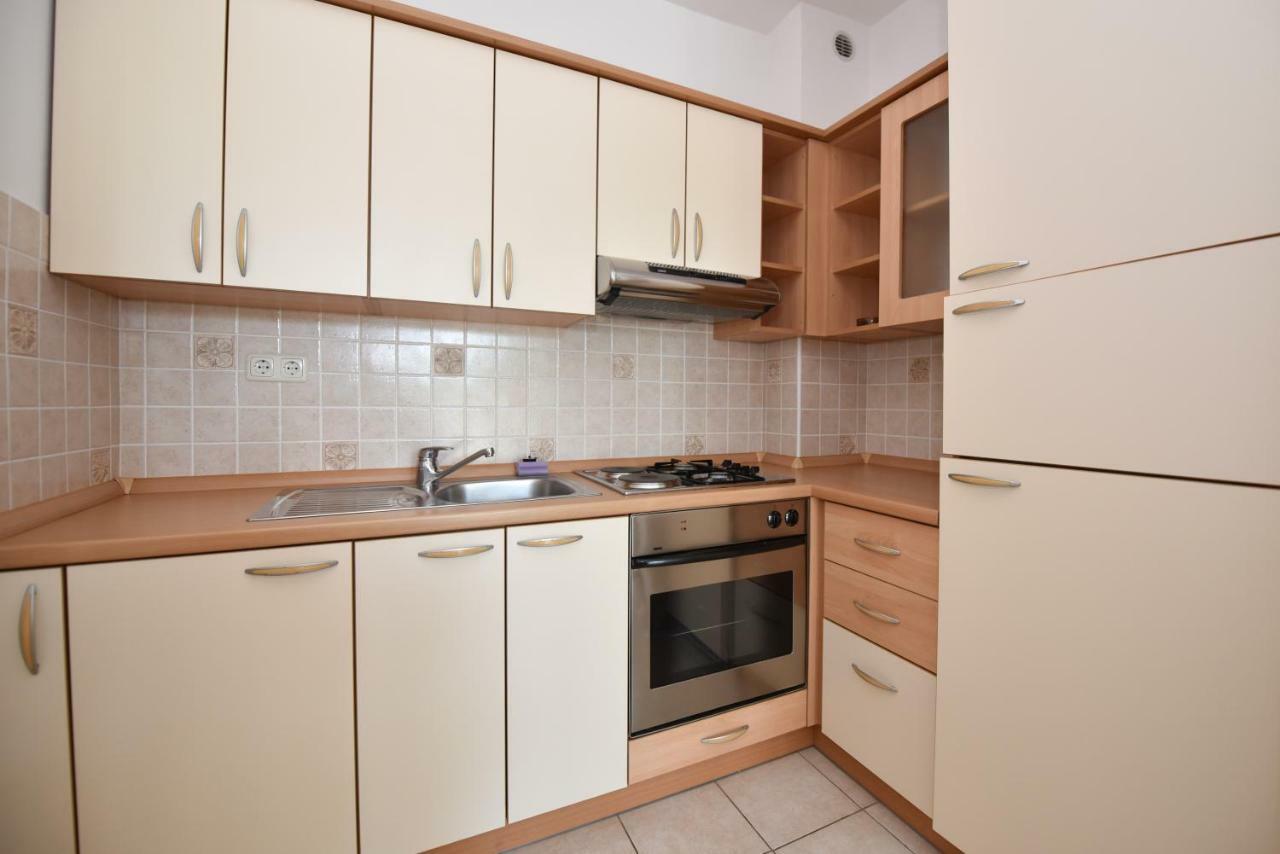 Milka Appartements 스타라 노발랴 외부 사진